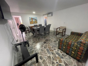 Apartamento cómodo en laureles, grande, céntrico ,bien ubicado Apto203